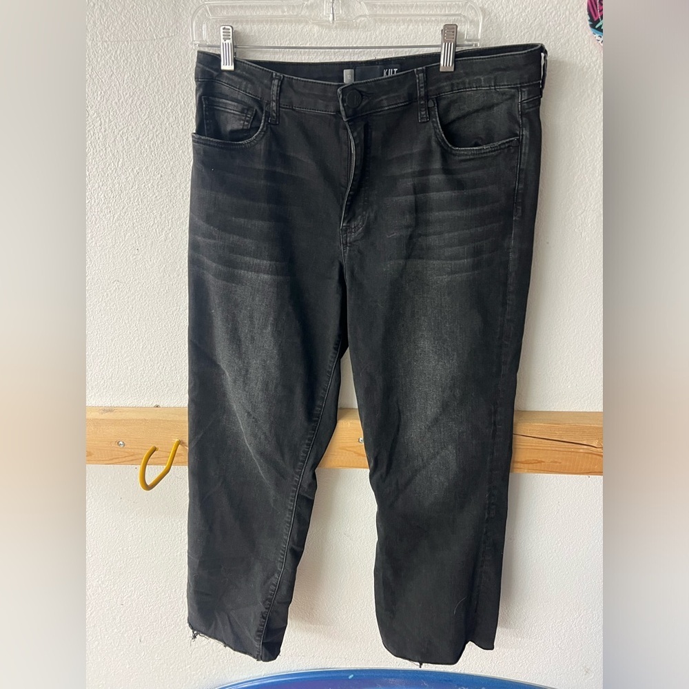 Kut from the Kloth Black Slim Jeans with Distressed Look